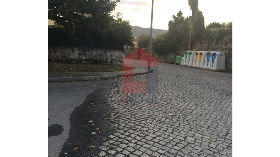 Loja para Venda em Ferreiros, Prozelo e Besteiros Foto 9