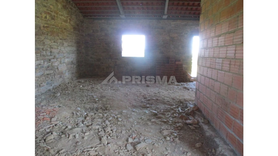 Terreno para Venda em Cebolais de Cima e Retaxo Foto 4