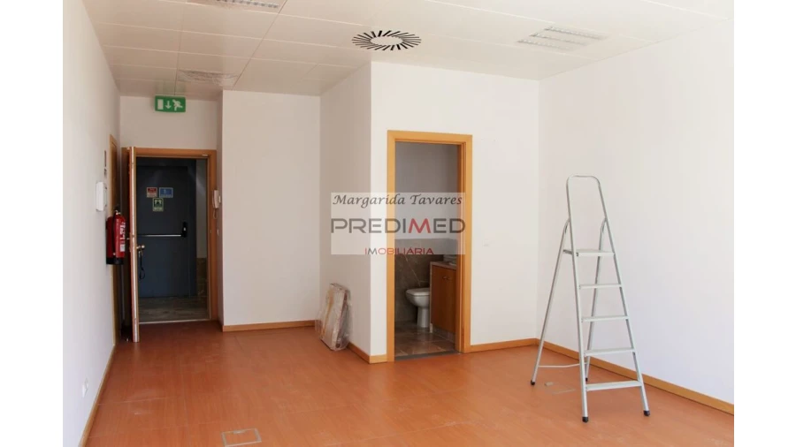 Escritório para Venda em Olivais Foto 3