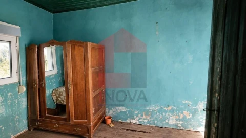 Moradia T1 para Venda em Cibões e Brufe