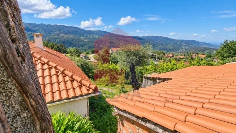 Moradia T1 para Venda em Cibões e Brufe