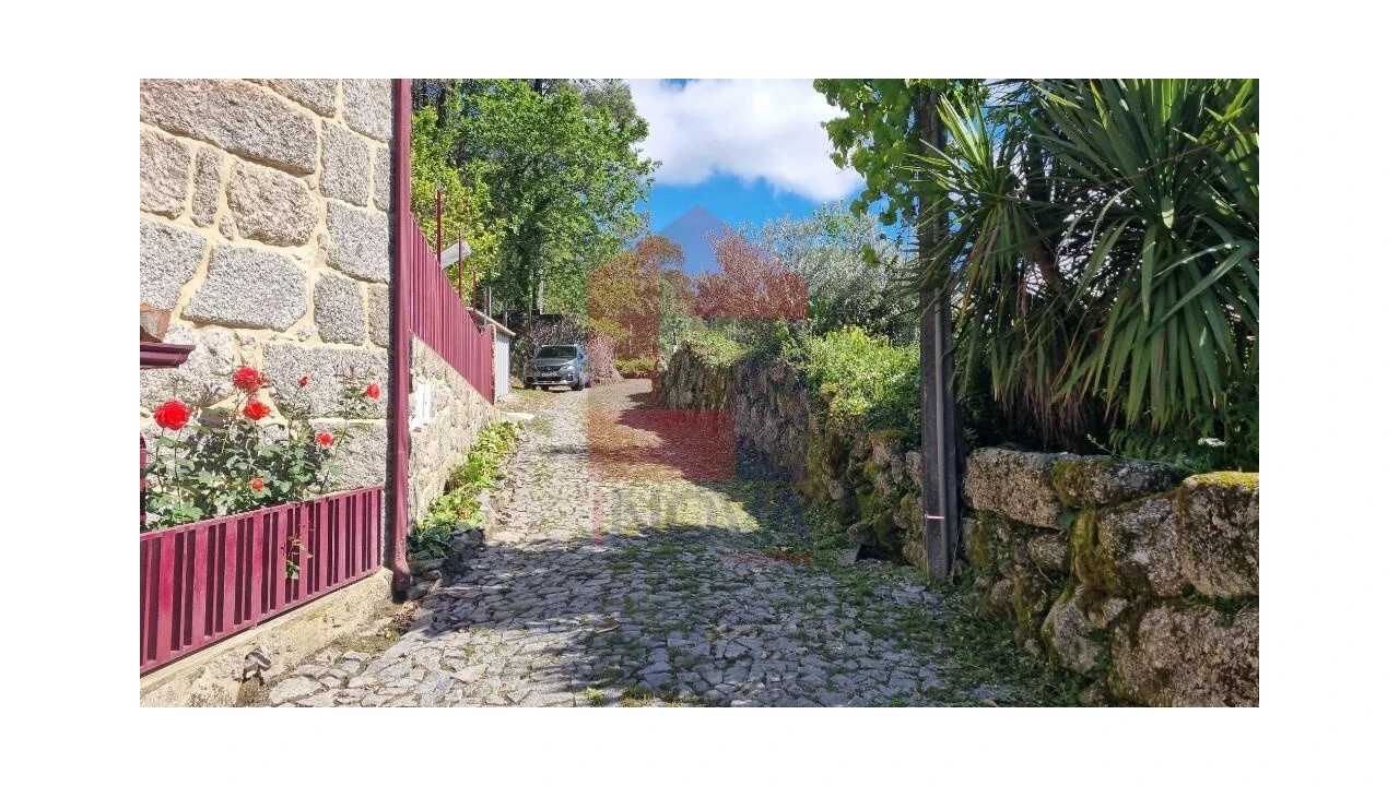 Moradia T1 para Venda em Cibões e Brufe Foto 40