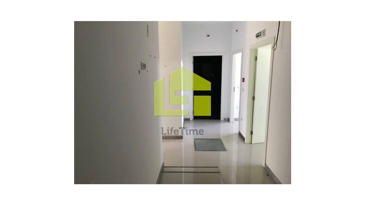 Loja para Venda em Valpaços e Sanfins Foto 3