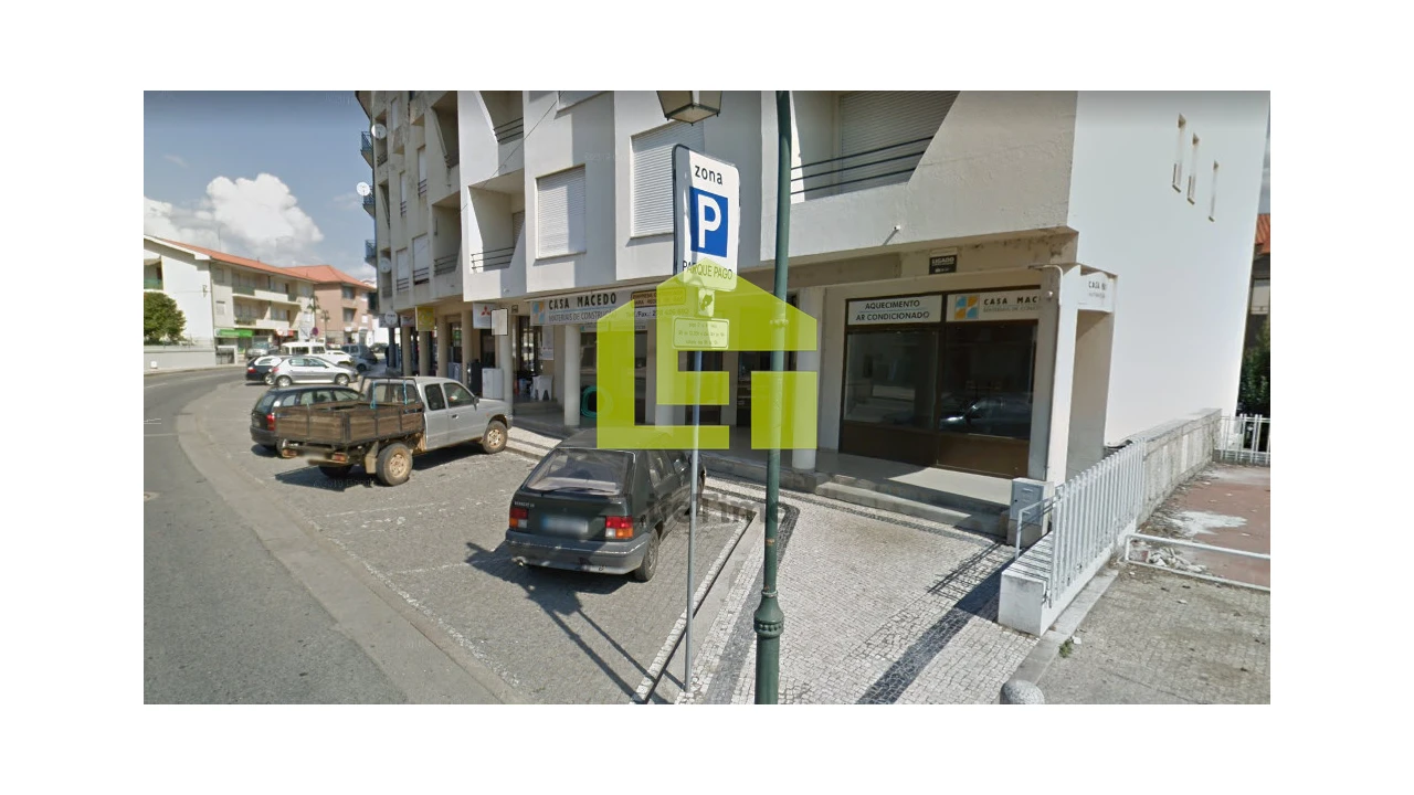 Armazém para Venda em Macedo de Cavaleiros Foto 4