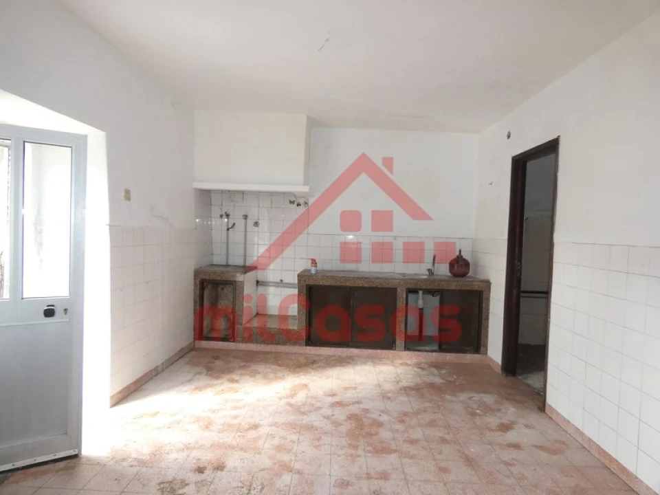 Moradia T2 para Venda em Carvalhal Foto 11