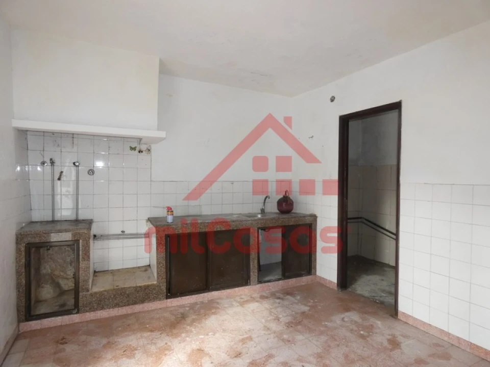Moradia T2 para Venda em Carvalhal Foto 12