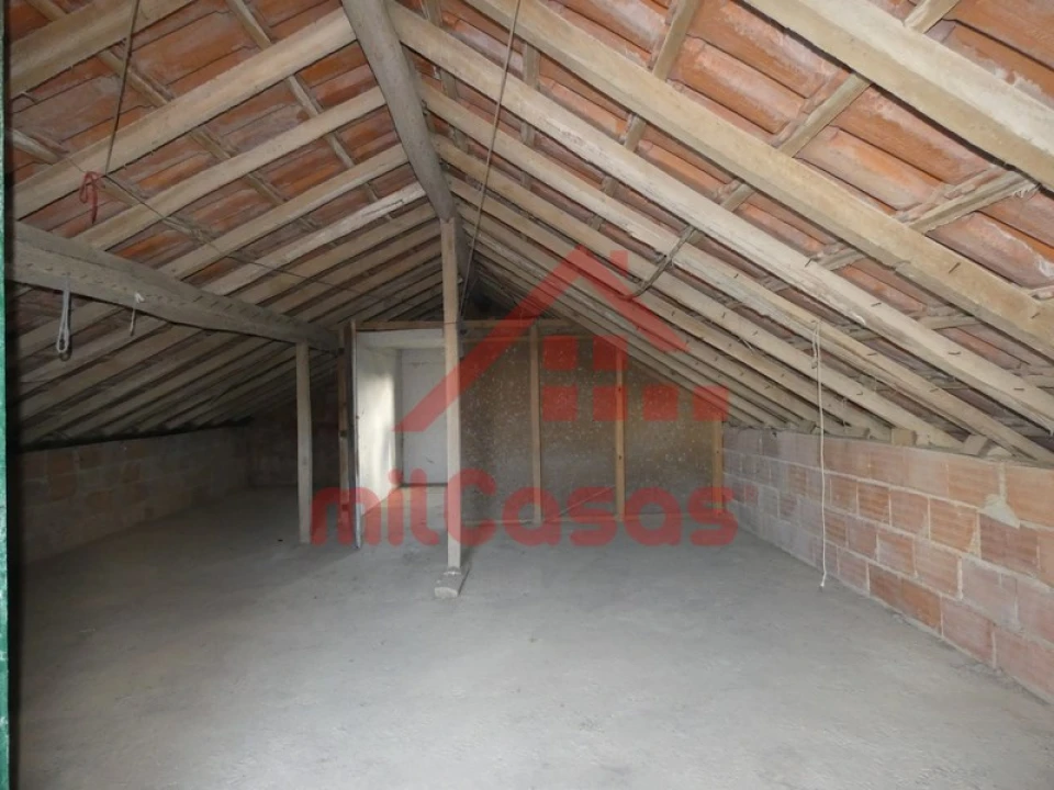 Moradia T2 para Venda em Carvalhal Foto 21