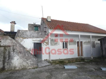 Moradia T2 para Venda em Carvalhal
