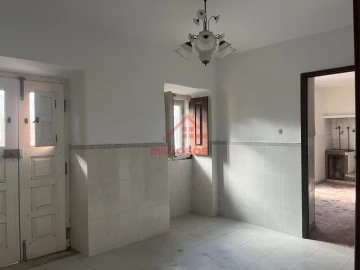 Moradia T2 para Venda em Carvalhal