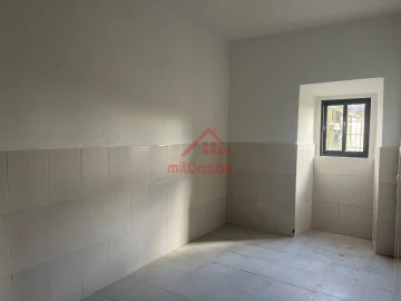 Moradia T2 para Venda em Carvalhal