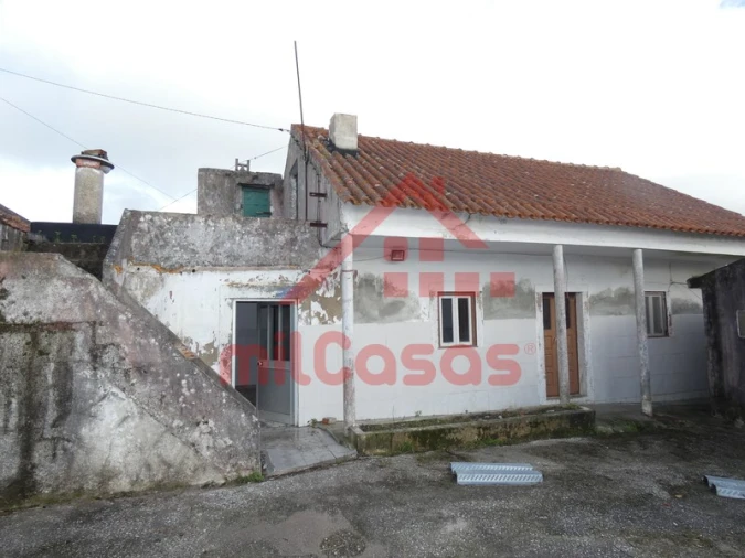 Moradia T2 para Venda em Carvalhal Foto 3