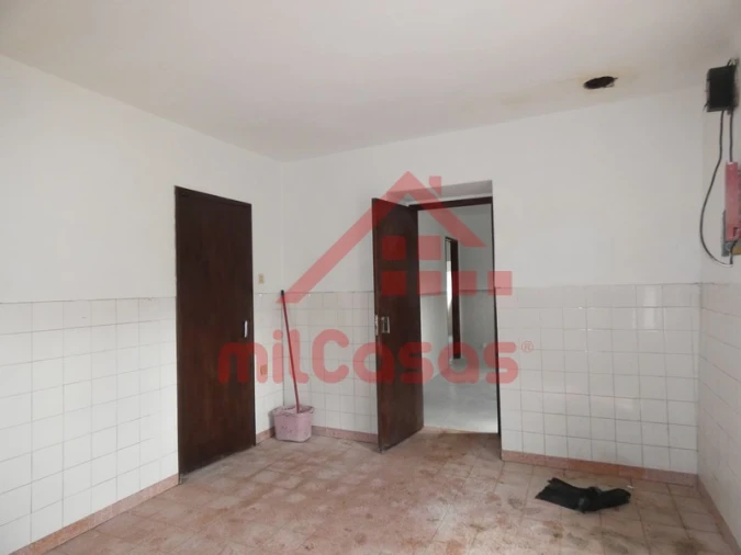 Moradia T2 para Venda em Carvalhal Foto 18