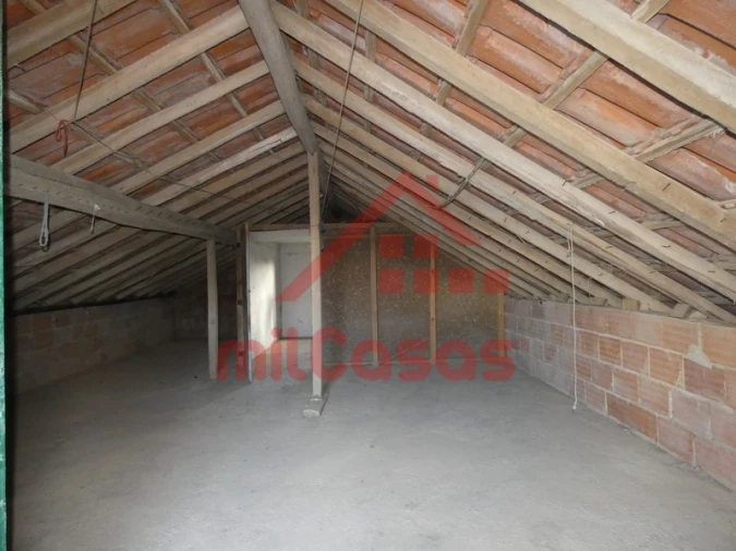 Moradia T2 para Venda em Carvalhal Foto 21