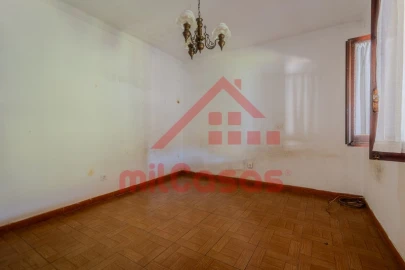 Moradia T4 para Venda em Sobral de Monte Agraço