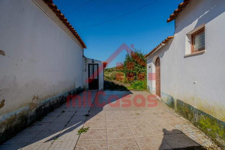 Moradia T4 para Venda em Sobral de Monte Agraço Foto 9