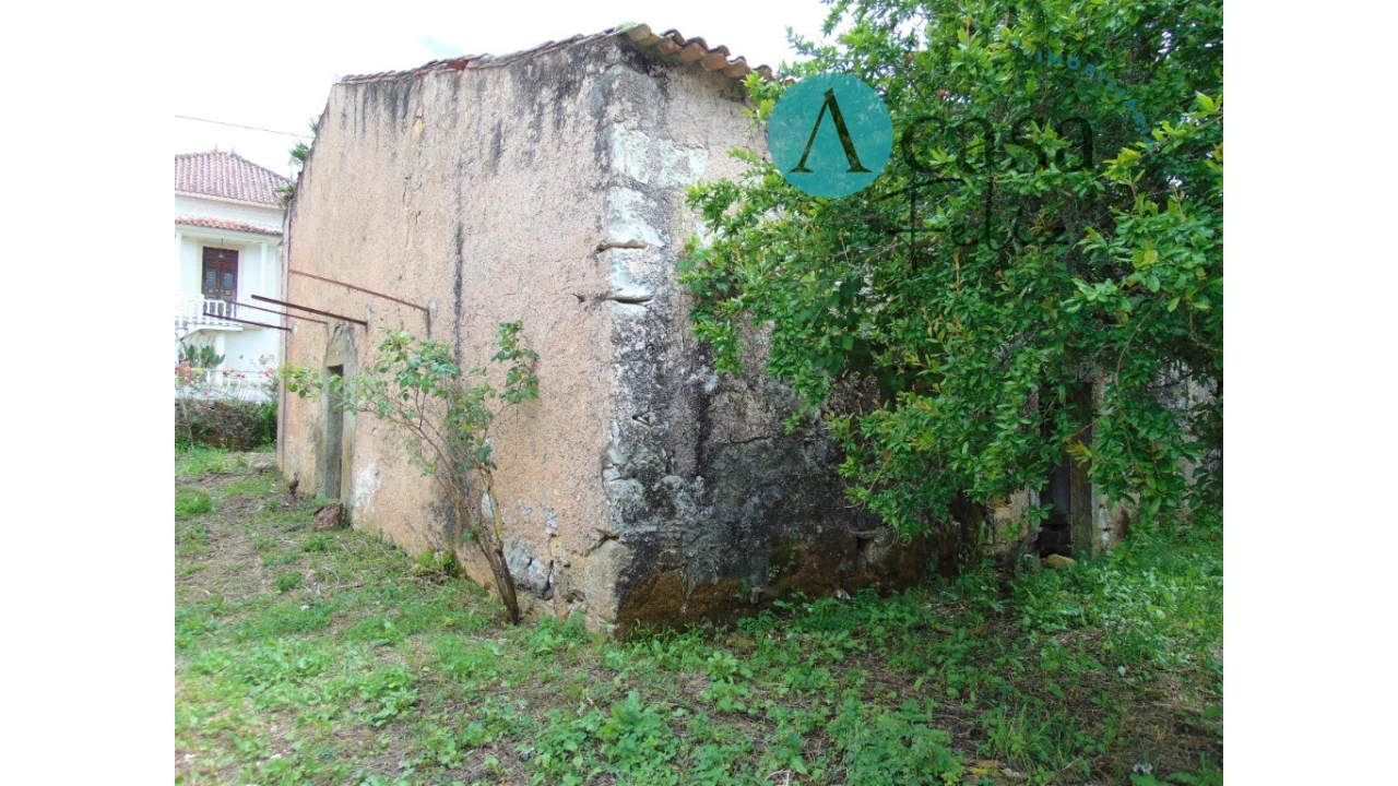 Moradia T2 para Venda em Nossa Senhora do Pranto Foto 4