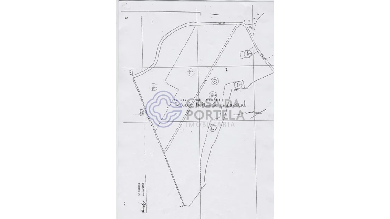 Terreno para Venda em Faro (Sé e São Pedro) Foto 4