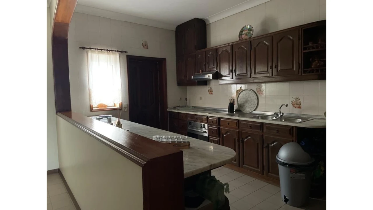 Moradia T5 para Venda em São Tomé de Negrelos Foto 19