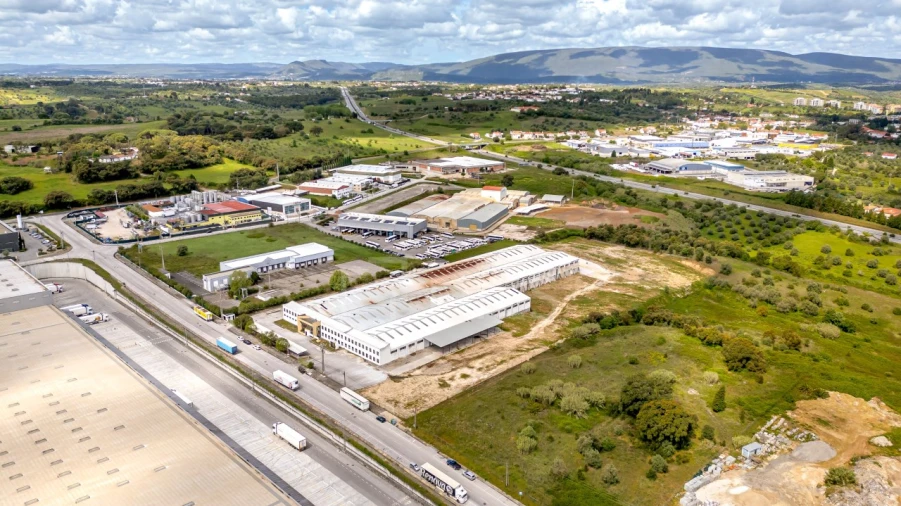 Armazém para Venda em Torres Novas (Santa Maria, Salvador e Santiago) Foto 24