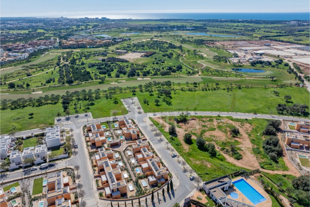 Moradia T3 para Venda em Quarteira Foto 43