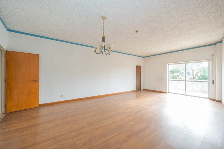 Apartamento T1 para Venda em Setubal (São Sebastião) Foto 2