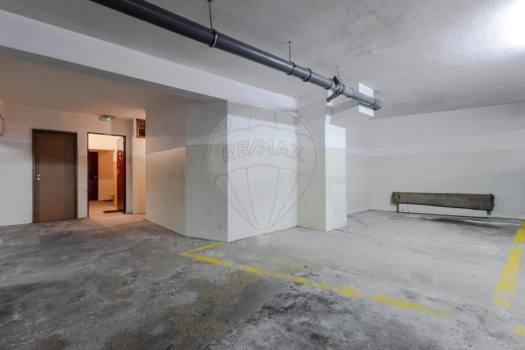 Apartamento T1 para Venda em Paranhos Foto 11