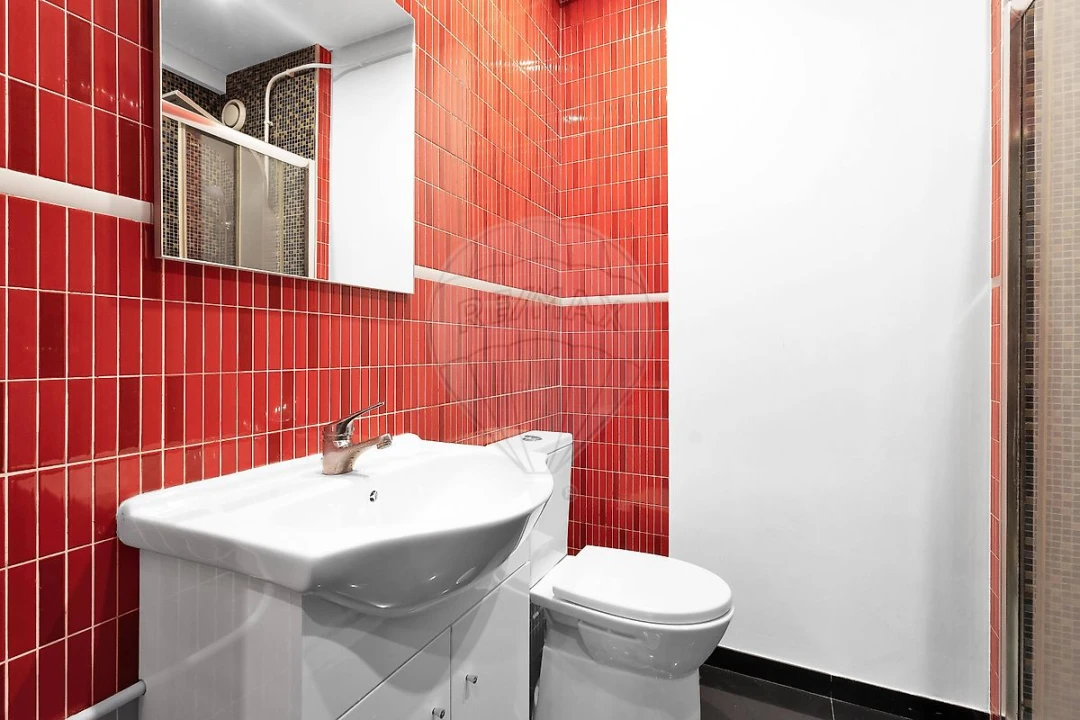 Apartamento T1 para Venda em Paranhos Foto 1