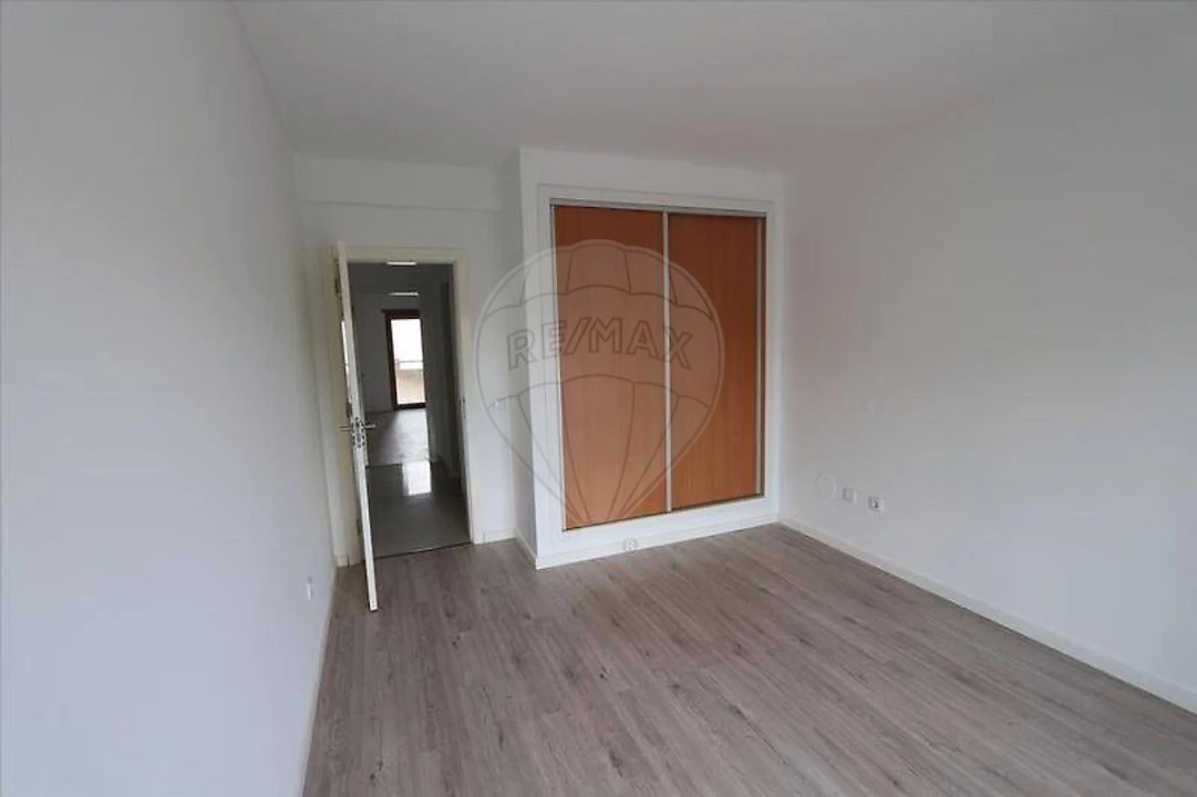 Apartamento T3 para Venda em Pinhal Novo Foto 1