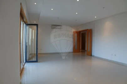 Apartamento T3 para Venda em Pinhal Novo