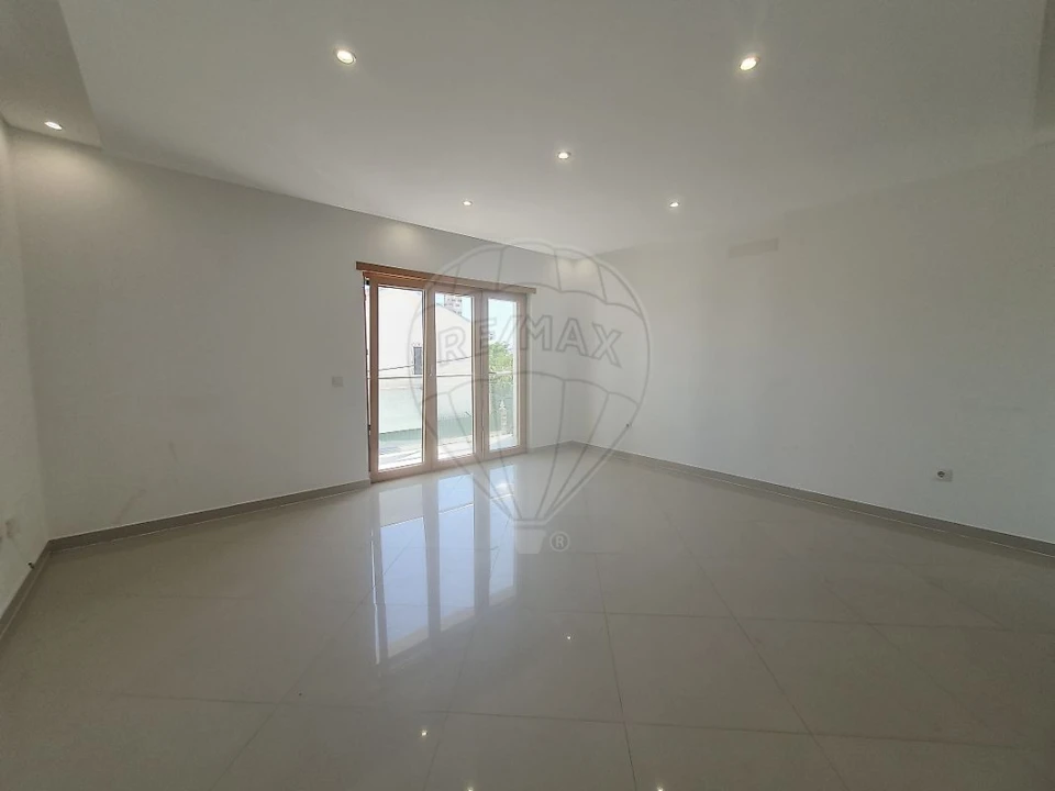 Apartamento T3 para Venda em Pinhal Novo Foto 23