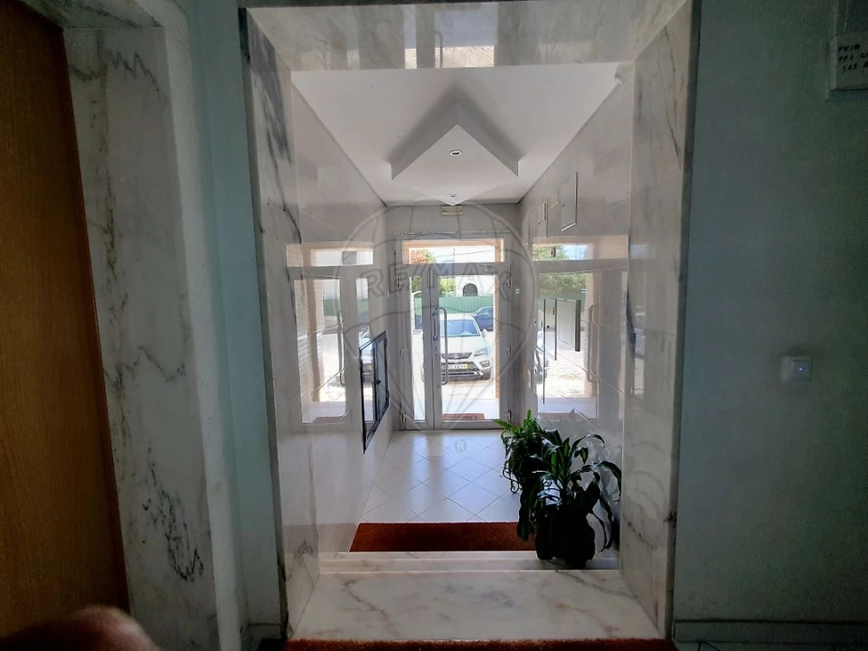 Apartamento T3 para Venda em Pinhal Novo Foto 2