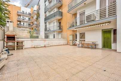 Apartamento T1 para Venda em Vialonga