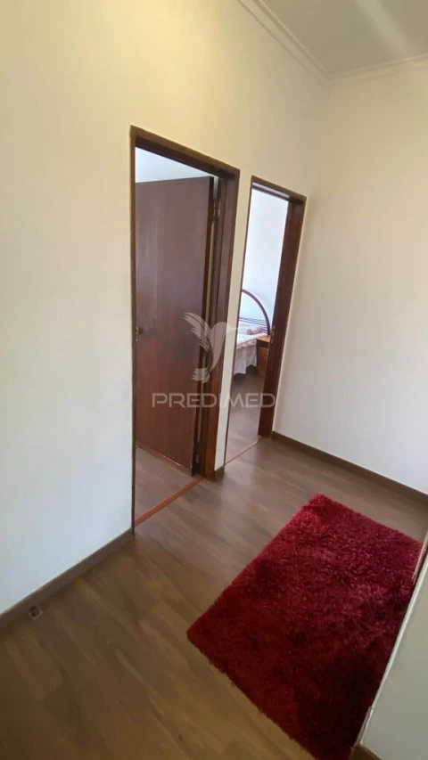Apartamento T3 para Venda em Agualva e Mira-Sintra