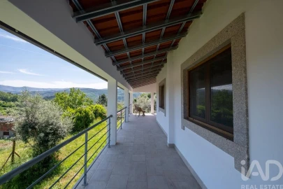 Moradia T5 para Venda em Côja e Barril de Alva