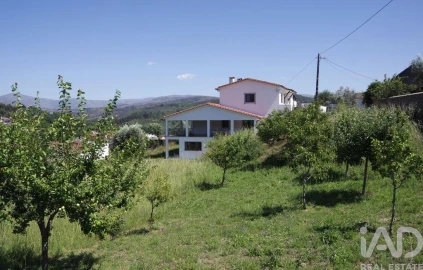 Moradia T5 para Venda em Côja e Barril de Alva