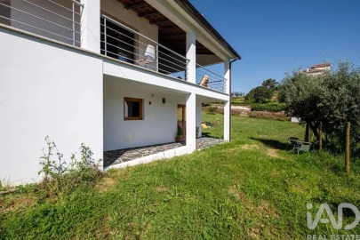 Moradia T5 para Venda em Côja e Barril de Alva