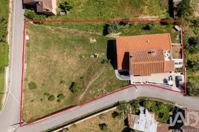Moradia T5 para Venda em Côja e Barril de Alva