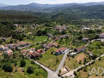 Moradia T5 para Venda em Côja e Barril de Alva