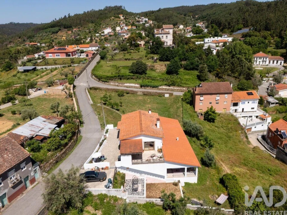 Moradia T5 para Venda em Côja e Barril de Alva Foto 7