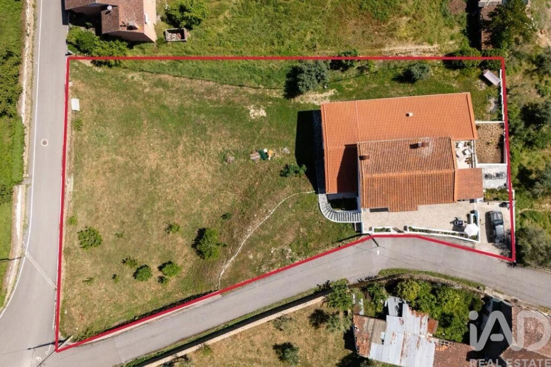 Moradia T5 para Venda em Côja e Barril de Alva Foto 35