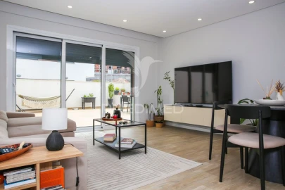 Apartamento T2 para Venda em Santo António dos Cavaleiros e Frielas