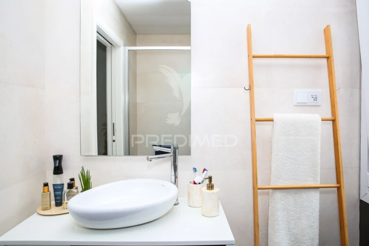 Apartamento T2 para Venda em Santo António dos Cavaleiros e Frielas Foto 19