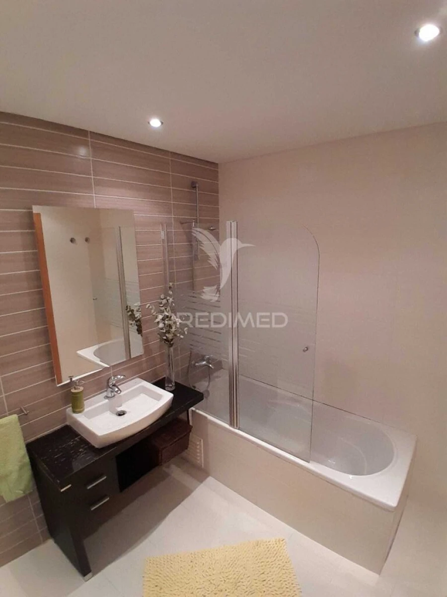 Apartamento T2 para Venda em Fernao Ferro Foto 13