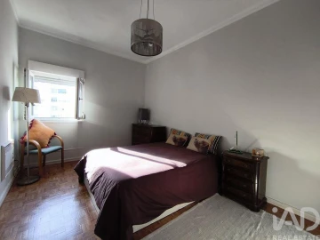 Apartamento T4 para Venda em Algés, Linda-A-Velha e Cruz Quebrada-Dafundo