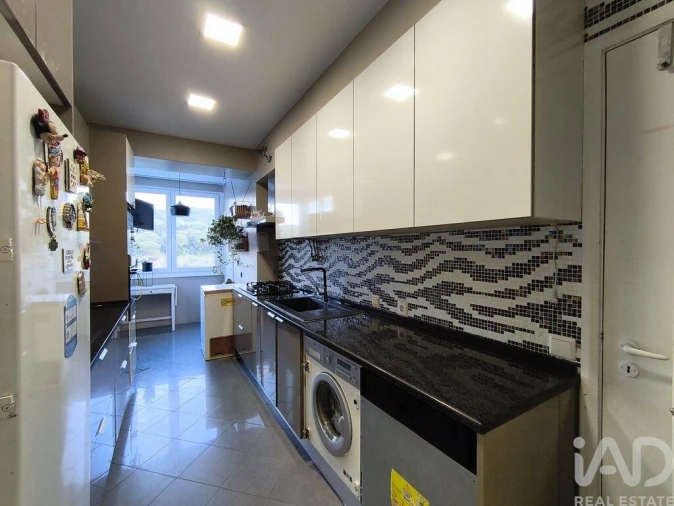 Apartamento T4 para Venda em Algés, Linda-A-Velha e Cruz Quebrada-Dafundo Foto 31