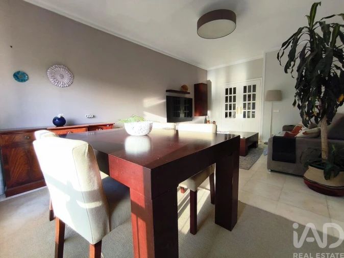 Apartamento T4 para Venda em Algés, Linda-A-Velha e Cruz Quebrada-Dafundo Foto 4