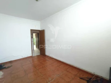 Apartamento T2 para Venda em Laranjeiro e Feijó