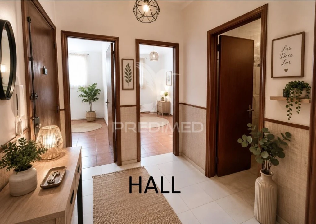 Apartamento T2 para Venda em Laranjeiro e Feijó Foto 1