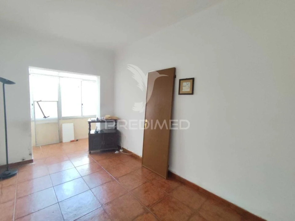 Apartamento T2 para Venda em Laranjeiro e Feijó Foto 16