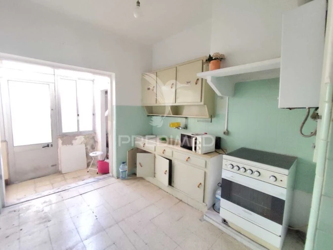 Apartamento T2 para Venda em Laranjeiro e Feijó Foto 5